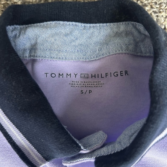 Tommy Hilfiger Men’s Polo Shirts in lavender and navy blue size small - Picture 4 of 12
